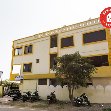 Oyo 69511 Hotel Sea E Pearl Visakhapatnam Exterior photo